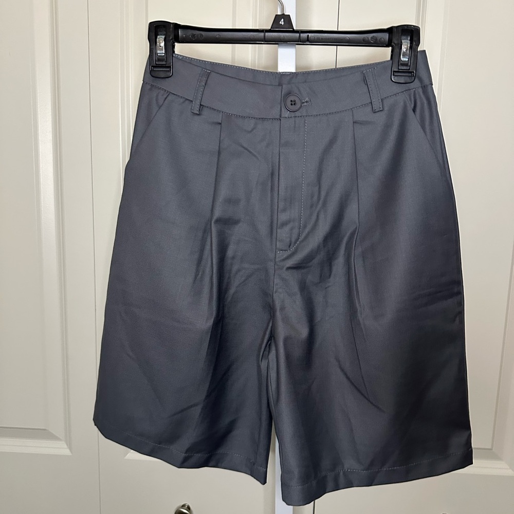 Commense‎ Gray Flat Front Shorts Versatile Style